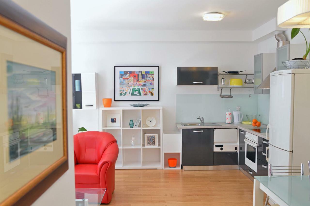 Aetherius Red Zagreb Buitenkant foto